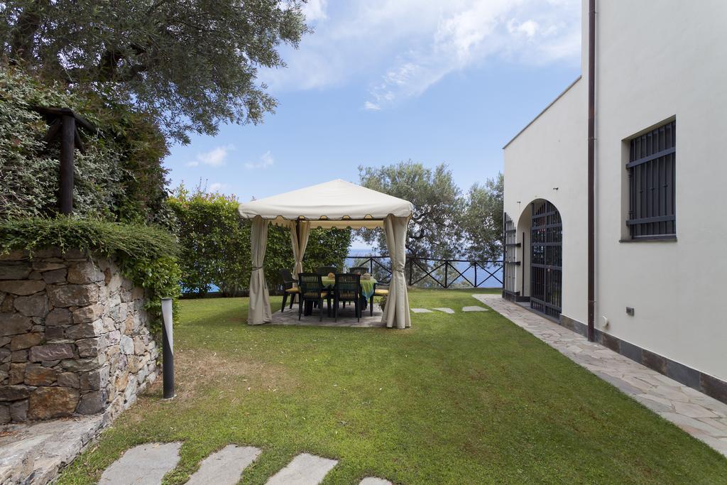 Villa Degli Ulivi B&B フィナーレ・リーグレ エクステリア 写真